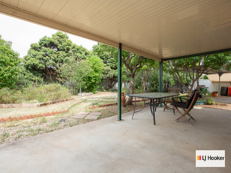 Photo - 4 Wayamba Close, Hillvue NSW 2340 - Image 9