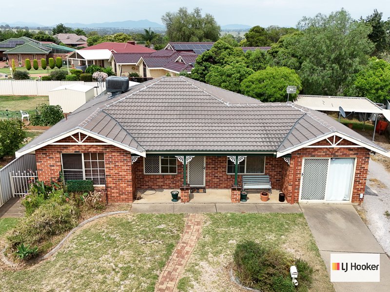 Photo - 4 Wayamba Close, Hillvue NSW 2340 - Image 11