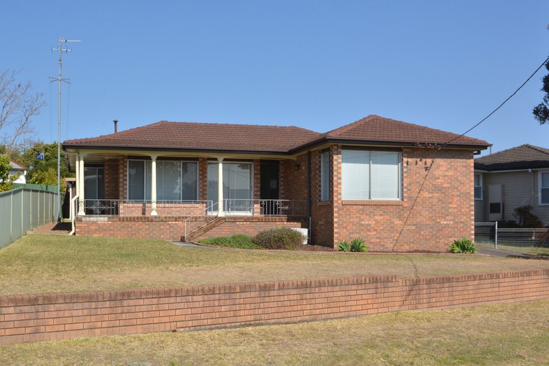 4 Weatherley Street, Booragul NSW 2284