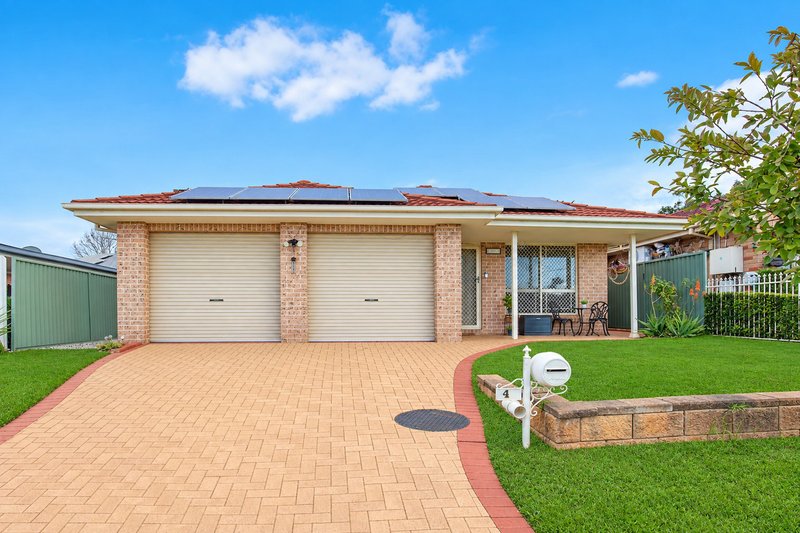 Photo - 4 Webb Place, Minto NSW 2566 - Image 1