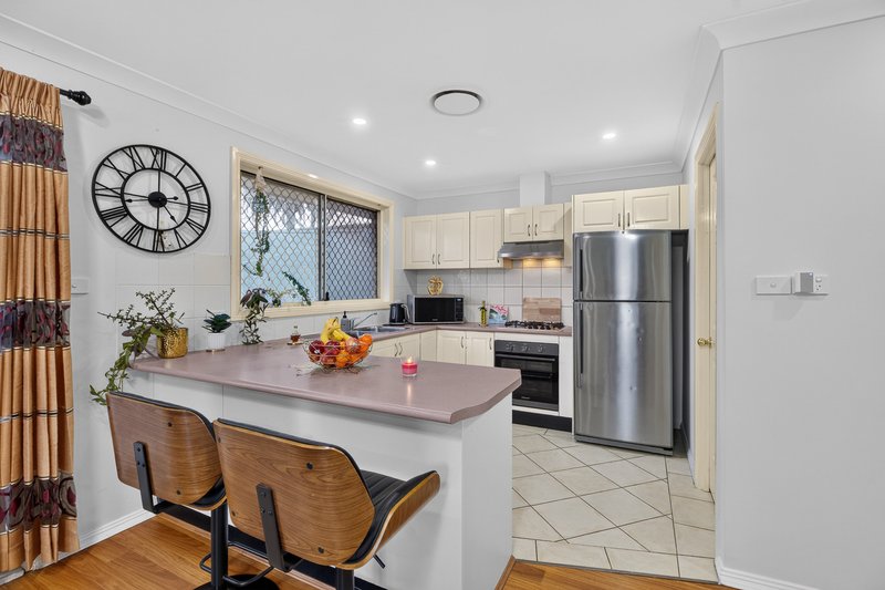 Photo - 4 Webb Place, Minto NSW 2566 - Image 5