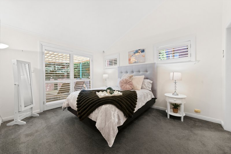 Photo - 4 Webbs Terrace, Westleigh NSW 2120 - Image 6