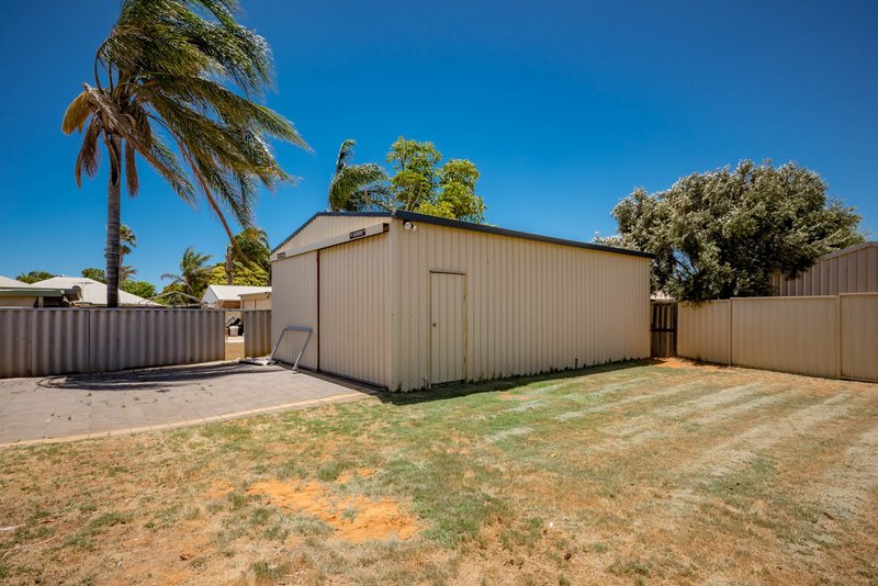 Photo - 4 Weeloo Road , Waggrakine WA 6530 - Image 12