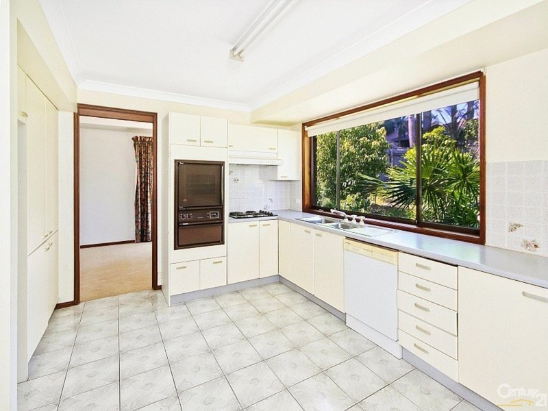 Photo - 4 Weemala Crescent, Terrigal NSW 2260 - Image 2