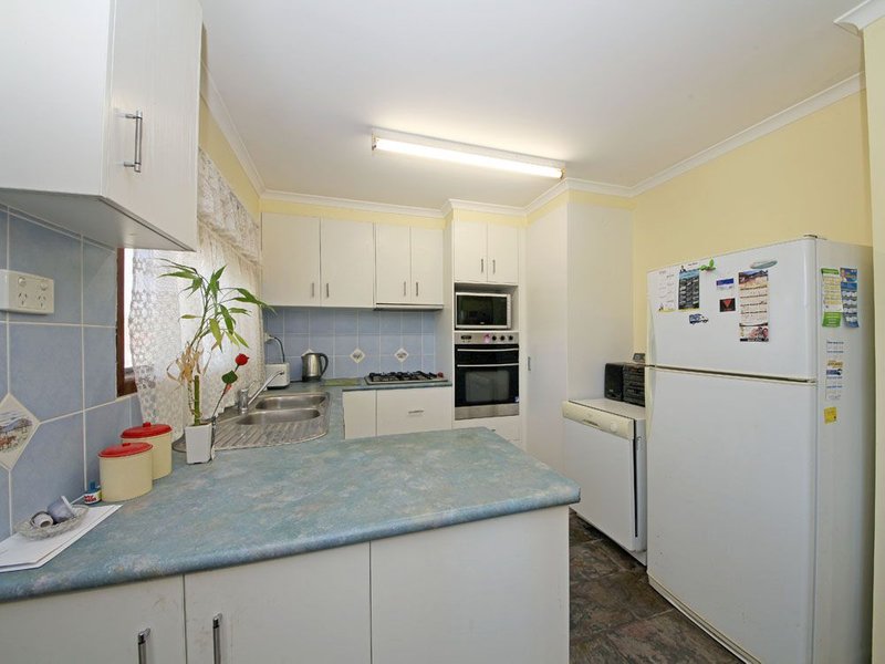 Photo - 4 Welsby Street, Rothwell QLD 4022 - Image 2