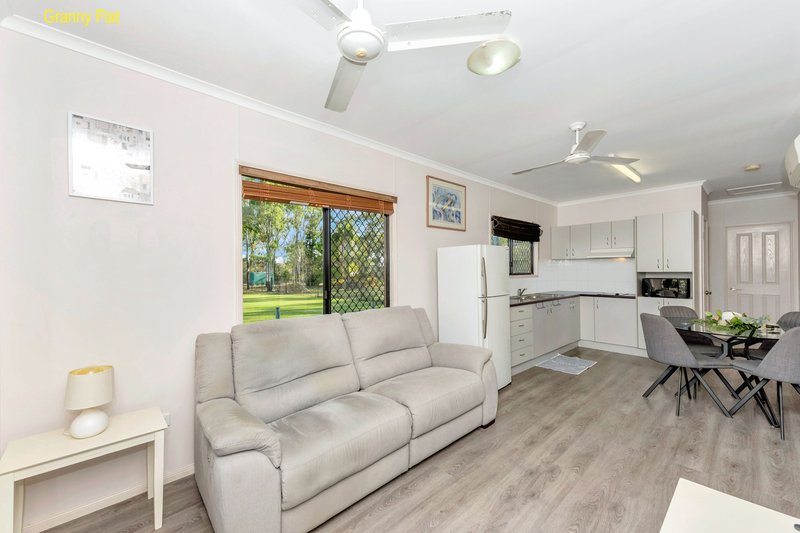 Photo - 4 Welsh Court, Kelso QLD 4815 - Image 11