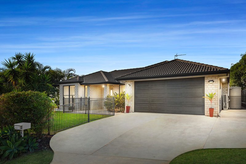 Photo - 4 Wendy Court, Upper Coomera QLD 4209 - Image 2