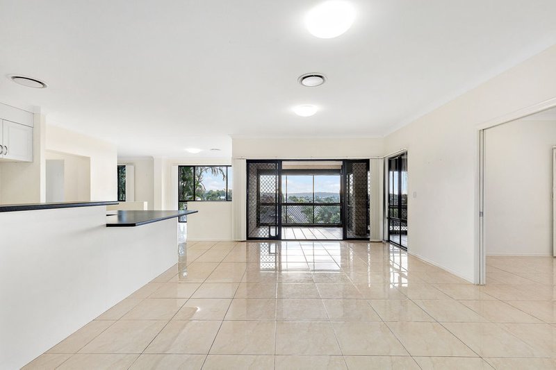 Photo - 4 Wendy Court, Upper Coomera QLD 4209 - Image 4