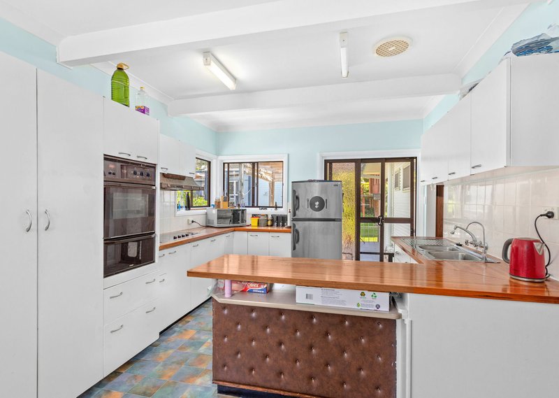 Photo - 4 West End Avenue, Taree NSW 2430 - Image 6