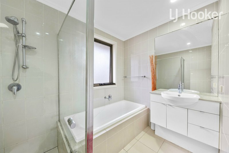 Photo - 4 Westringia Street, Bonnyrigg NSW 2177 - Image 7