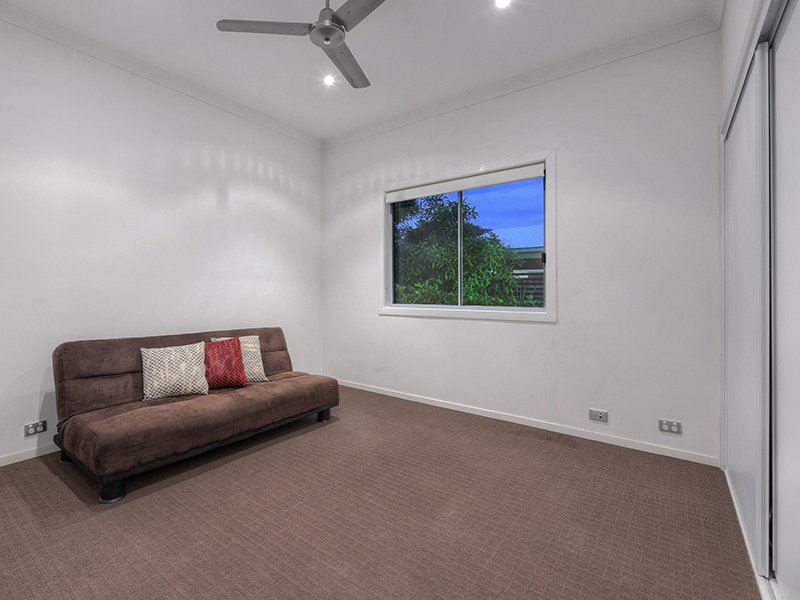 Photo - 4 Westwood Street, Wavell Heights QLD 4012 - Image 17