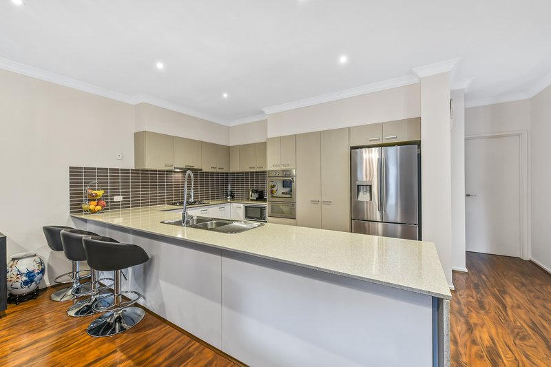 Photo - 4 Whitehaven Street, Berwick VIC 3806 - Image 6