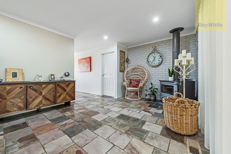 Photo - 4 Whiteside Street, Beveridge VIC 3753 - Image 11