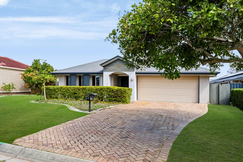 Photo - 4 Whitfield Crescent, North Lakes QLD 4509 - Image 2