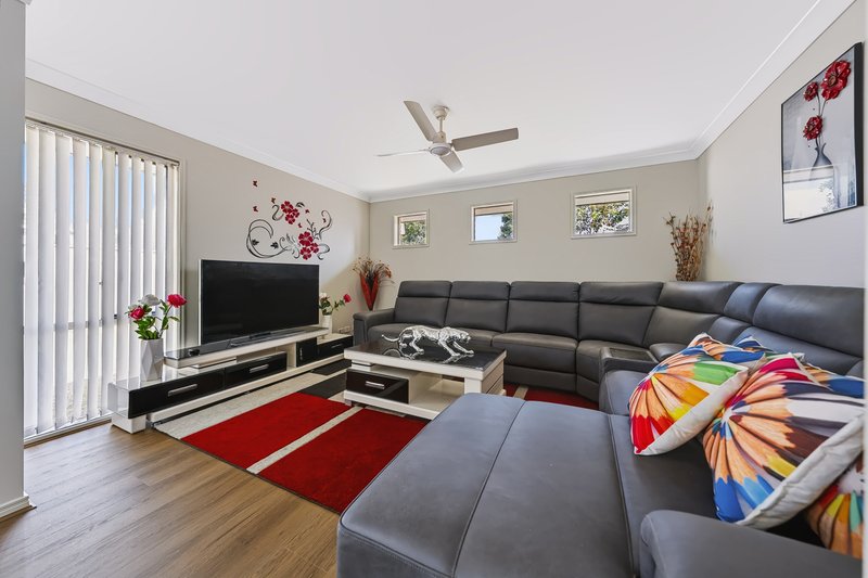 Photo - 4 Whitfield Crescent, North Lakes QLD 4509 - Image 10