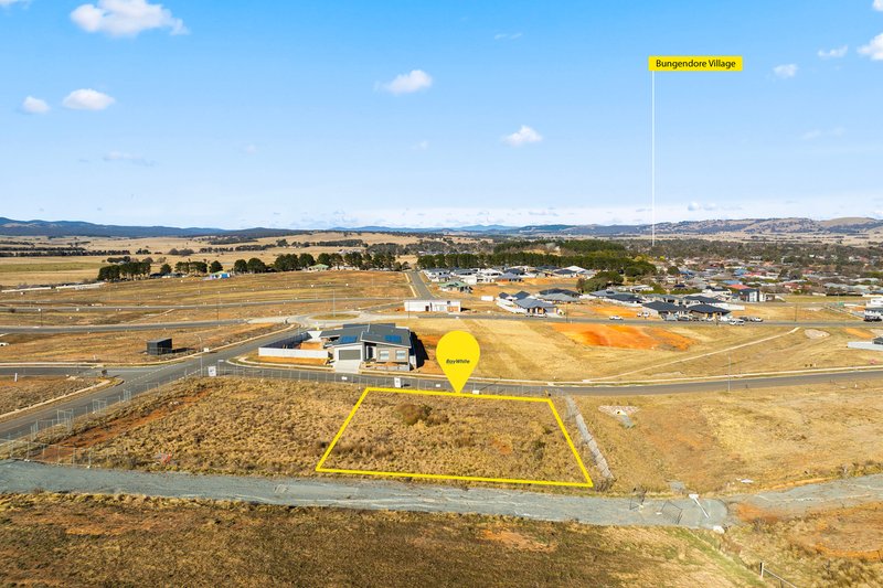 Photo - 4 Whitton Rise, Bungendore NSW 2621 - Image 2