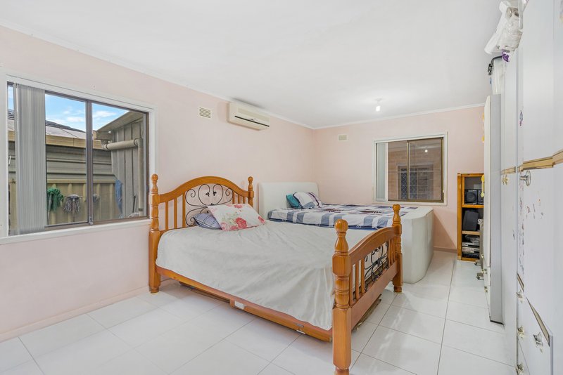 Photo - 4 Willan Drive, Cartwright NSW 2168 - Image 6