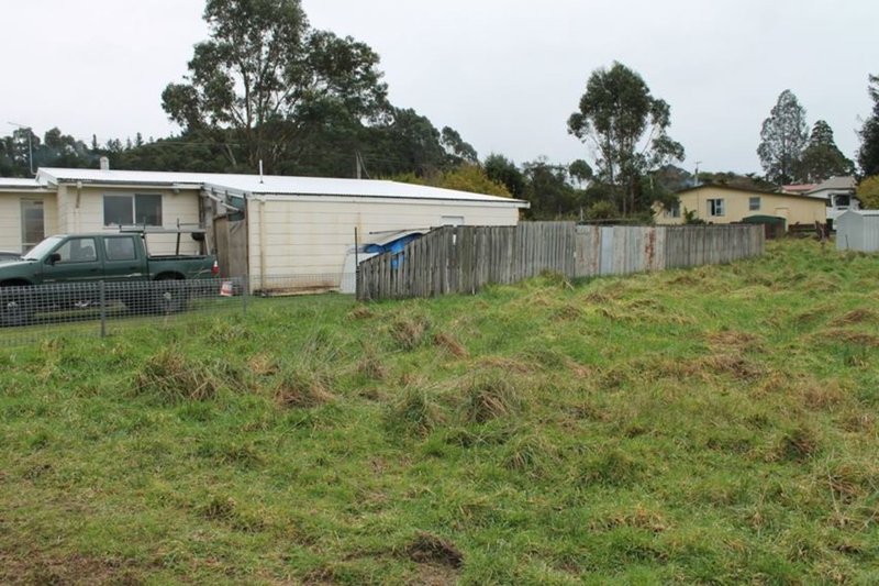 Photo - 4 Wilson Street, Zeehan TAS 7469 - Image 3