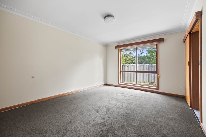 Photo - 4 Windsor Avenue, Alfredton VIC 3350 - Image 6