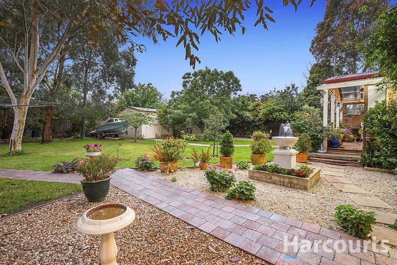 Photo - 4 Windsor Drive, Lysterfield VIC 3156 - Image 20