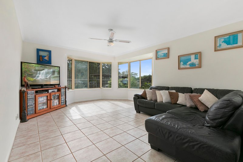 Photo - 4 Wingara Place, Pomona QLD 4568 - Image 3