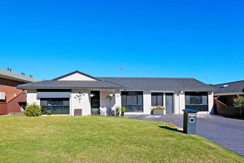 4 Wintercorn Row, Werrington Downs NSW 2747