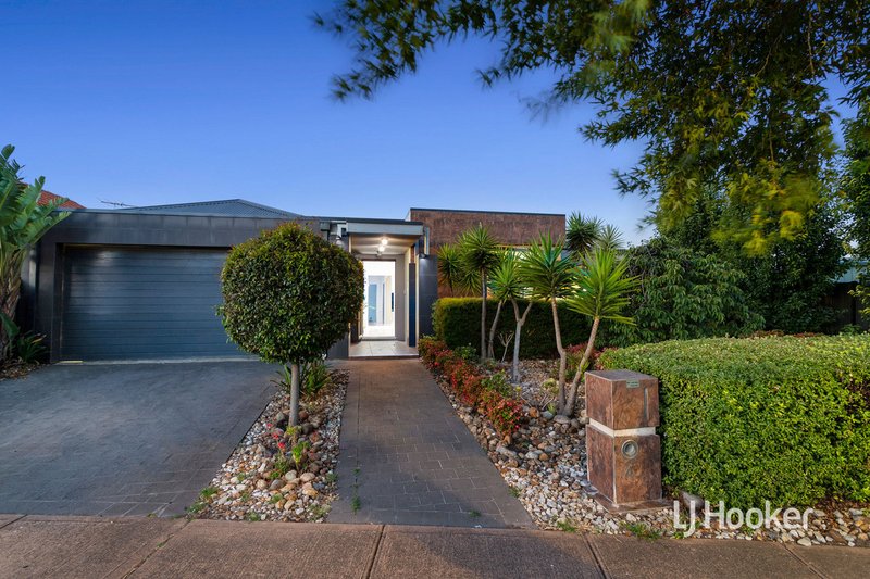 4 Winton Grange, Point Cook VIC 3030