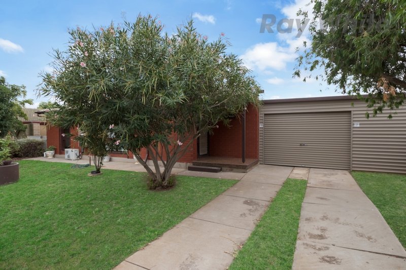 Photo - 4 Winulta Court, Munno Para SA 5115 - Image 3