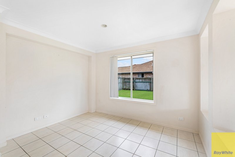 Photo - 4 Wollemi Court, Morayfield QLD 4506 - Image 5