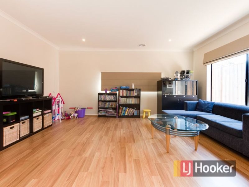 Photo - 4 Wombat Court, Narre Warren South VIC 3805 - Image 10