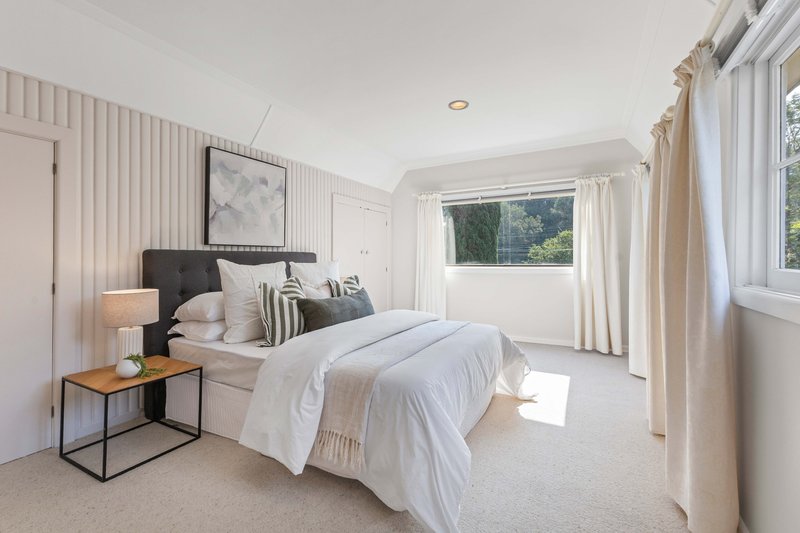 Photo - 4 Wongalee Avenue, Wahroonga NSW 2076 - Image 8