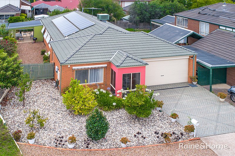 4 Woodfield Place, Sunbury VIC 3429