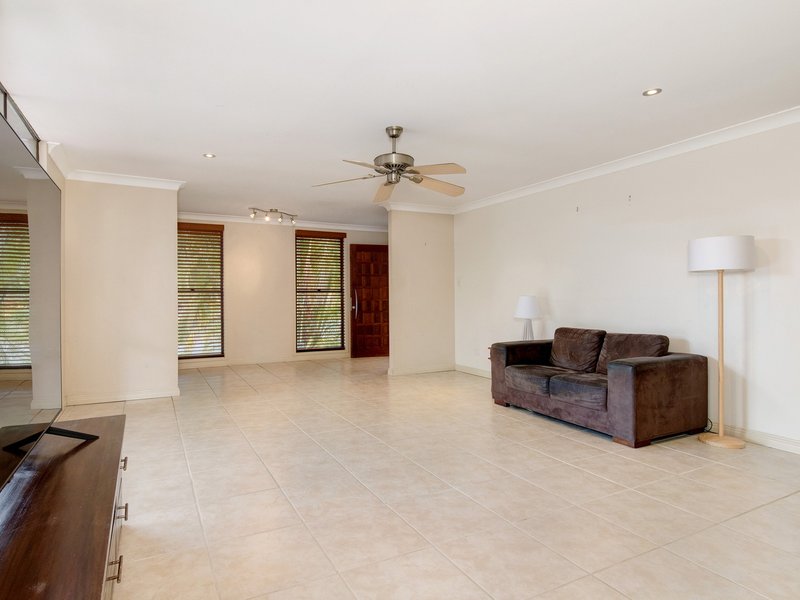 Photo - 4 Woodland Drive, Reedy Creek QLD 4227 - Image 12