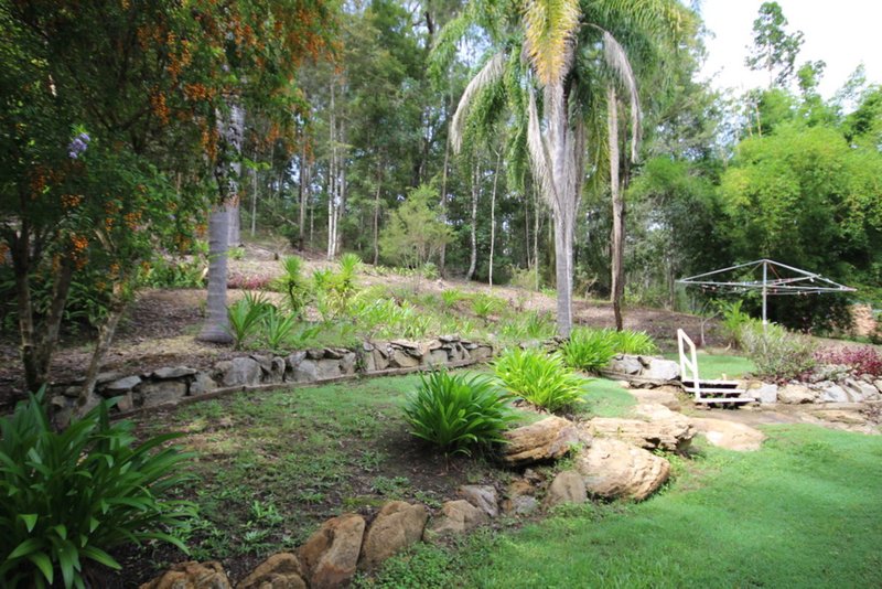 Photo - 4 Woodlands Court, Mooloolah Valley QLD 4553 - Image 16