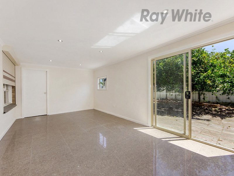 Photo - 4 Woods Street, St Albans VIC 3021 - Image 4