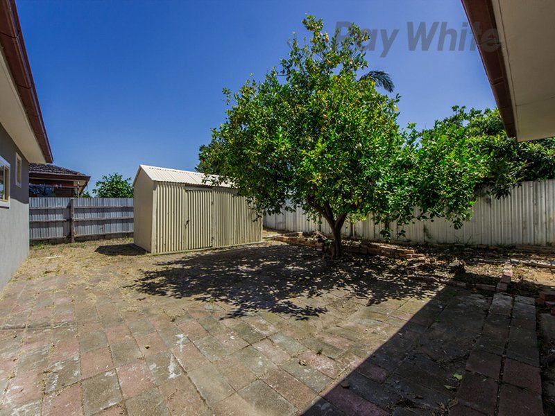 Photo - 4 Woods Street, St Albans VIC 3021 - Image 9