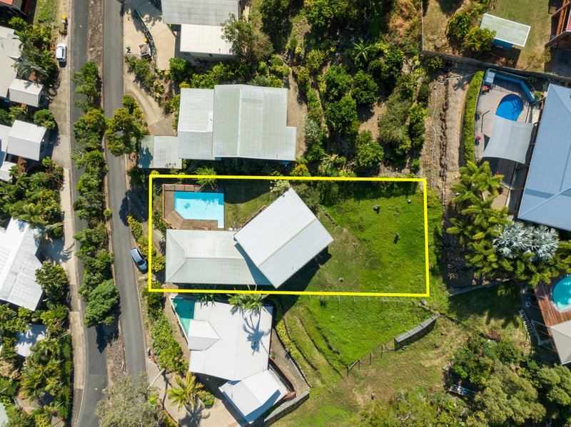 Photo - 4 Woodwark Crescent, Cannonvale QLD 4802 - Image 19