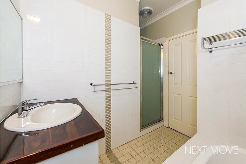 Photo - 4 Worley St , Willagee WA 6156 - Image 11