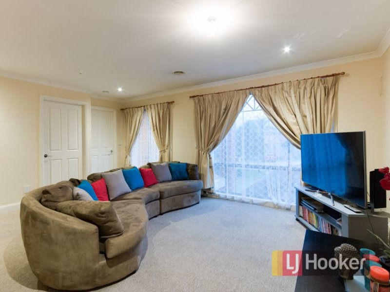 Photo - 4 Wynen Court, Narre Warren VIC 3805 - Image 11