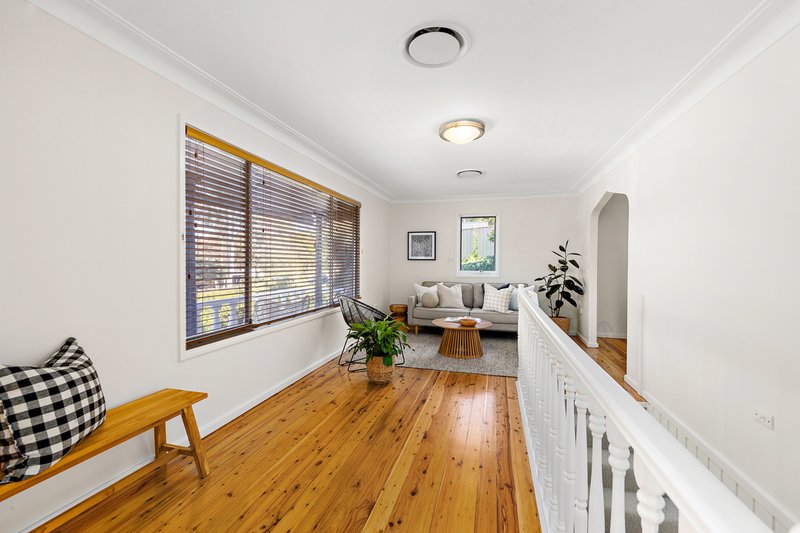 Photo - 4 Yarrabee Close, Charlestown NSW 2290 - Image 2