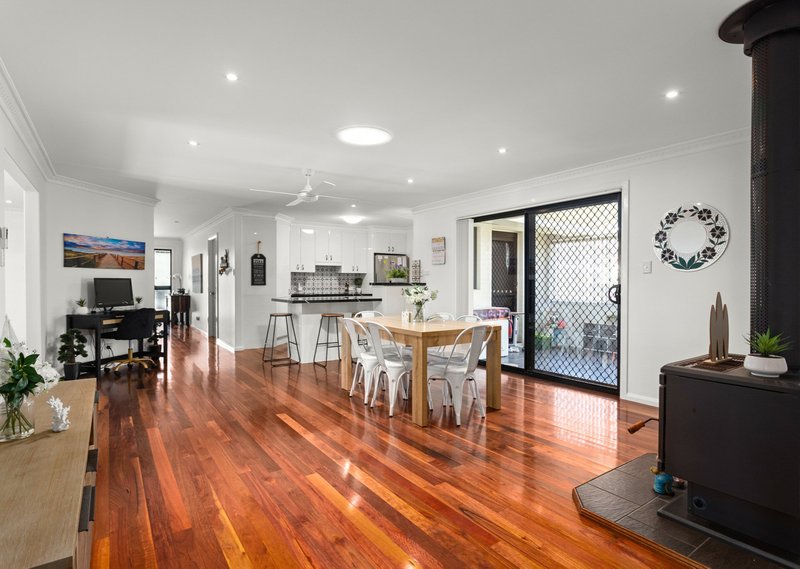 Photo - 4 Yellowfin Avenue, Old Bar NSW 2430 - Image 3