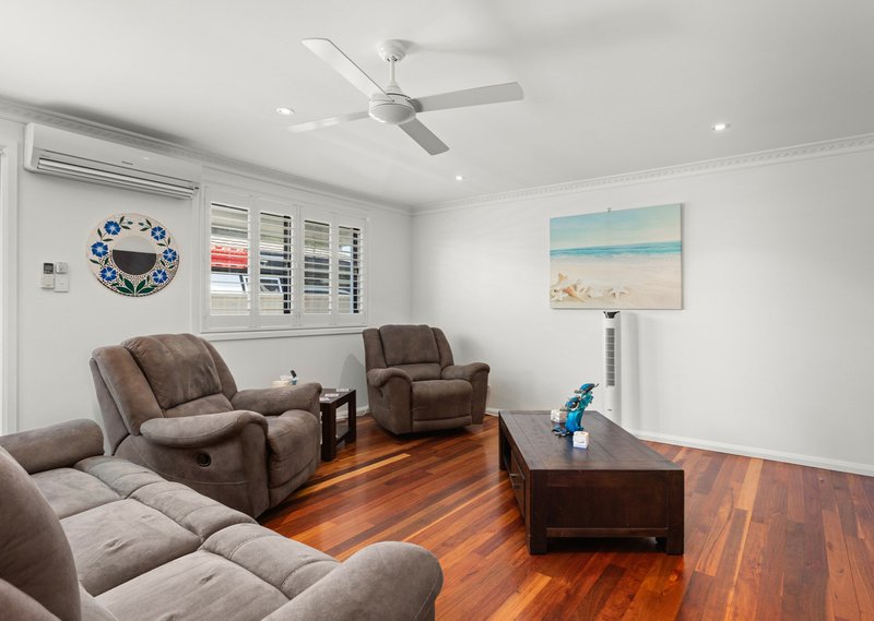 Photo - 4 Yellowfin Avenue, Old Bar NSW 2430 - Image 8