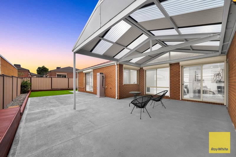 Photo - 4 Yellowgum Street, Burnside Heights VIC 3023 - Image 12