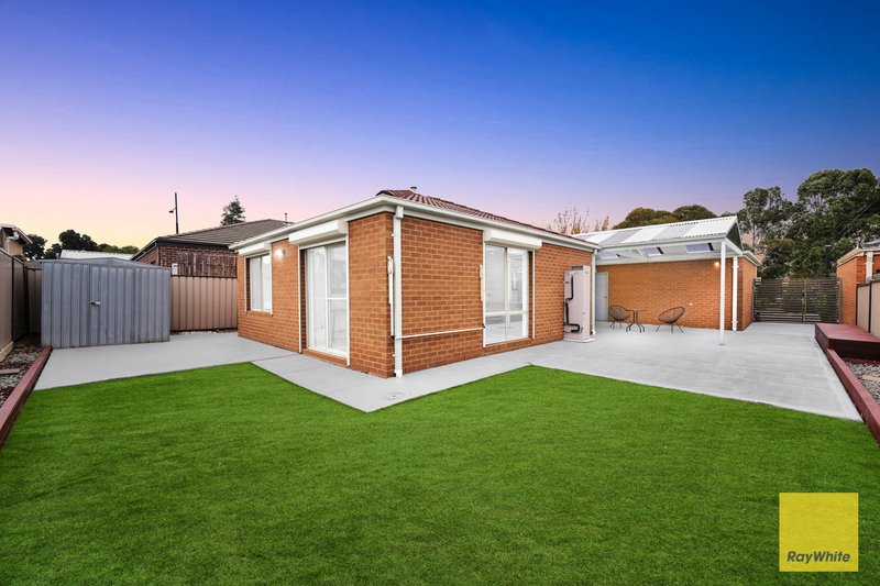 Photo - 4 Yellowgum Street, Burnside Heights VIC 3023 - Image 13