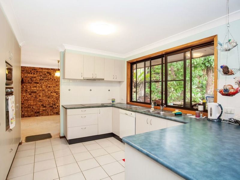 Photo - 4 Yoorana Glen, Ocean Shores NSW 2483 - Image 3