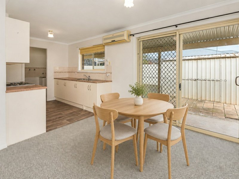 Photo - 4 Zenca Court, Murray Bridge SA 5253 - Image 3