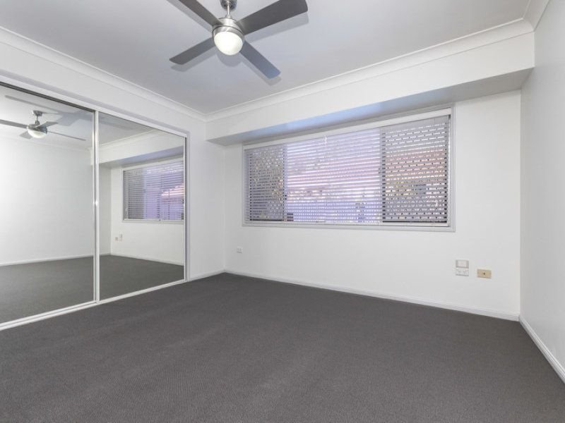 Photo - 4 Zodiac Close, Tingalpa QLD 4173 - Image 10