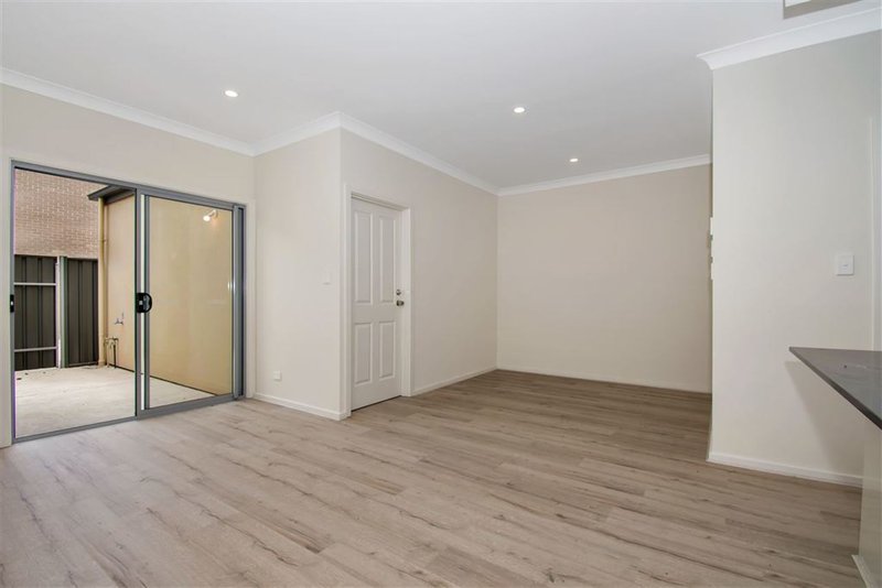 Photo - 40 - 42 Douglas Drive, Mawson Lakes SA 5095 - Image 5