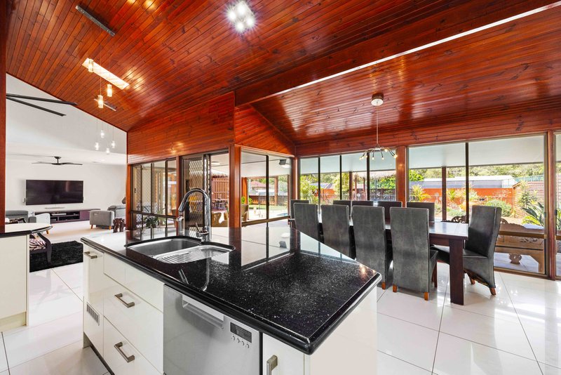 Photo - 40-44 Dorset Drive, Springwood QLD 4127 - Image 15