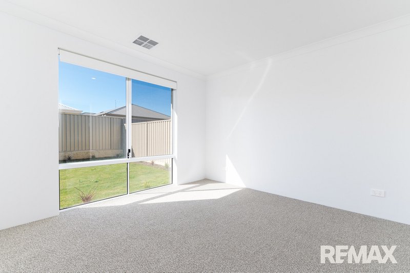 Photo - 40 Affinity Circuit, Yanchep WA 6035 - Image 7